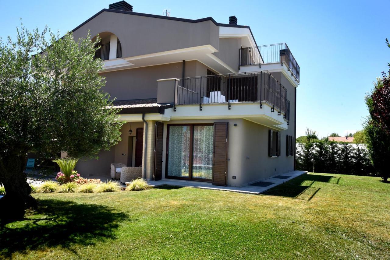 Villa Al Mare ベラーリア・イジェア・マリーナ エクステリア 写真